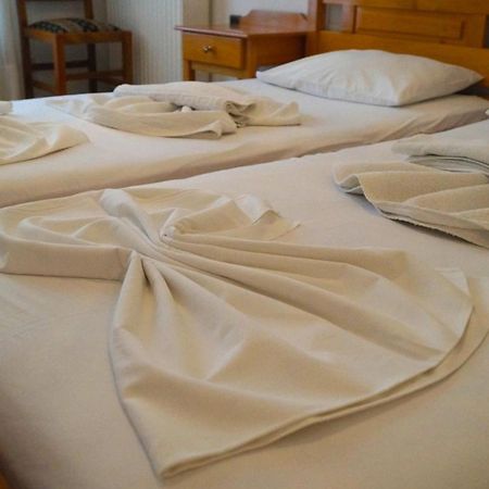 Rania Beach Ireon Room photo