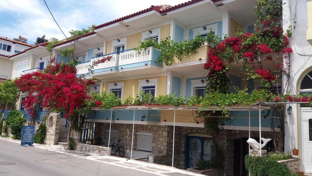 Rania Beach Ireon Exterior photo