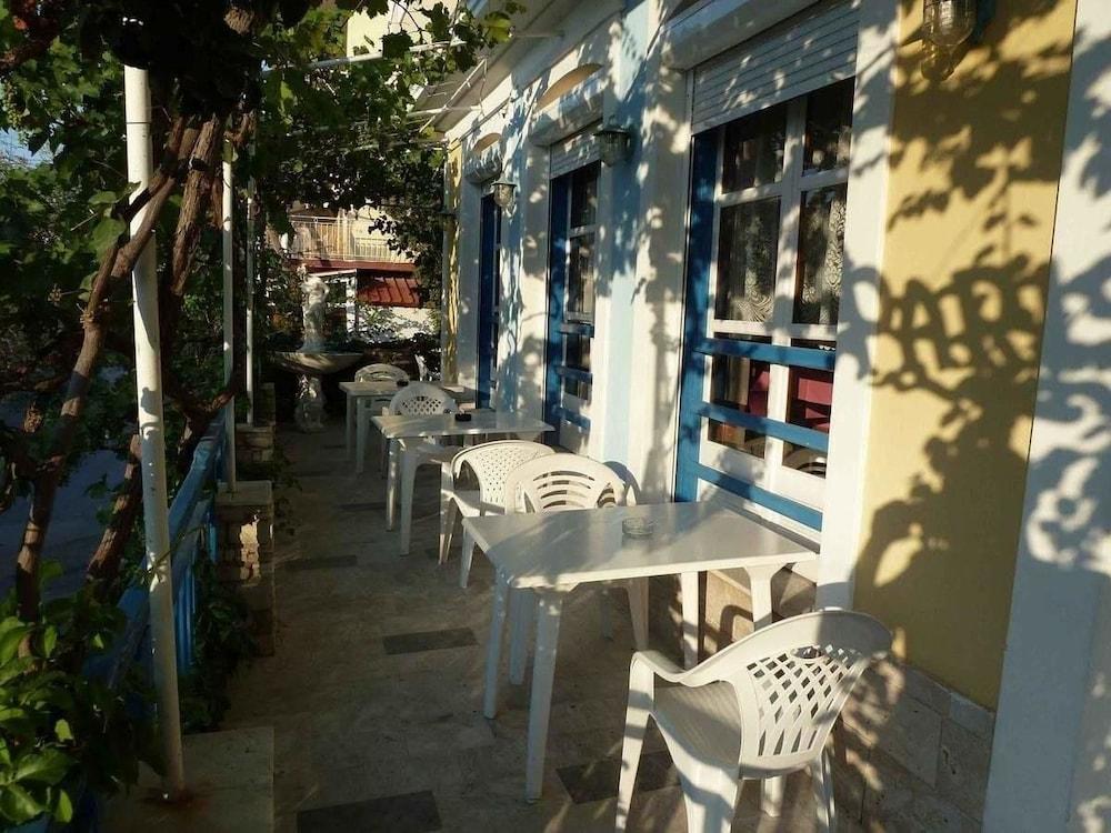 Rania Beach Ireon Exterior photo